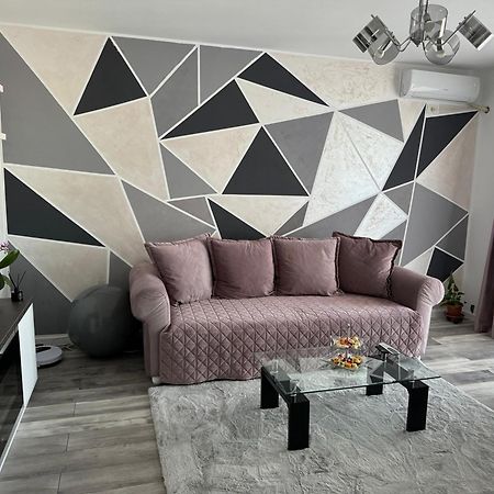 Apartmán Magnific Oradea Exteriér fotografie